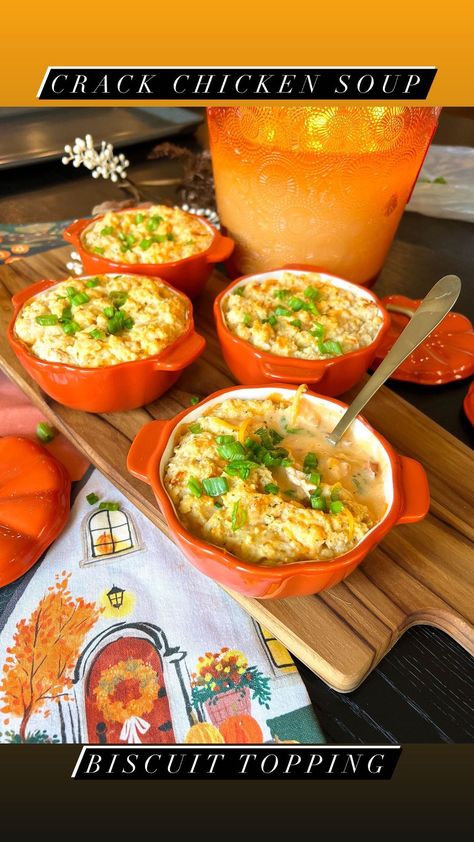 Macy Blackwell | Crack Chicken Soup w/ Cheddar Bay Biscuit Topping!😋 So deliciously cheesy and satisfying! The perfect fall comfort meal! Comment SHOP... | Instagram Cheddar Bay Biscuit Soup, Macy Blackwell, Easy Baked Beans, Red Lobster Biscuits, Chicken Ranch, Cheddar Bay Biscuits, Creamy Chicken Soup, Bacon Soup, Cooking Chicken To Shred