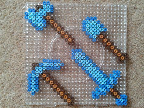 Minecraft Perler Beads To Try – The Perler Bead Post Minecraft Beads, Hamma Beads Ideas, Melty Bead Patterns, Pearl Beads Pattern, Hama Beads Minecraft, Art Perle, Hama Beads Design, Perler Bead Templates, Diy Perler Bead Crafts