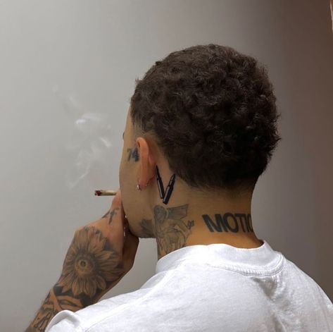 Flames Neck Tattoo Men, Mens Side Neck Tattoo Ideas, Arabic Face Tattoo, Wb Tattoos, Male Neck Tattoo Ideas, Men Behind Ear Tattoo, Neck Tattoo Black Men, Dark Skin Tattoo Men, Middle Neck Tattoo Men