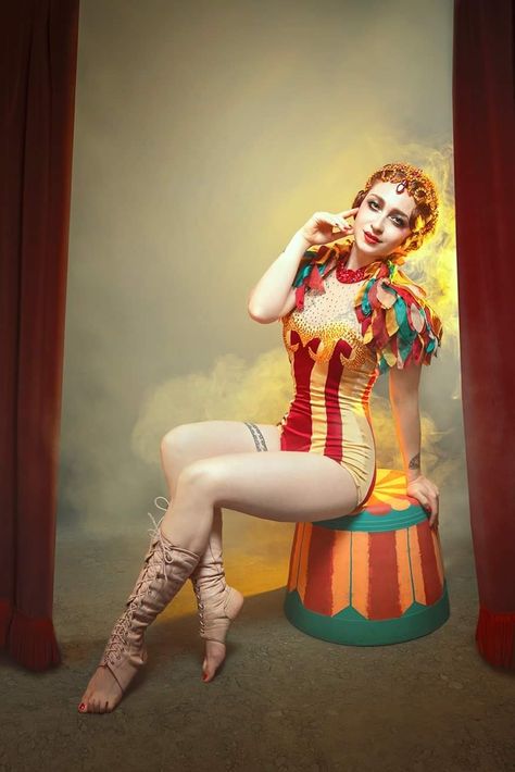 Circus 1900 Costumes, Carnival Circus Outfit, Trapeze Costume Women, Circus Outfit Women Acrobat, Vintage Trapeze Costume, Aerial Circus Costume, Trapeze Artist Outfit, Trapeze Outfit Circus, Vintage Carnival Costume