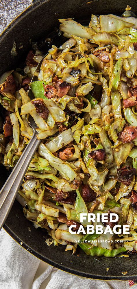 Seasoned Cabbage, Easy Fried Cabbage, Fried Cabbage With Bacon, Cabbage With Bacon, Cabbage Side Dish, Bacon Fried Cabbage, Classic Southern Recipes, Sauteed Cabbage, Braised Cabbage