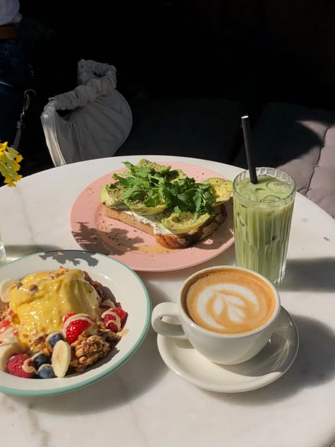 Breakfast / healthy / smoothie bowl / avocado toast / aesthetics / coffee / matcha Matcha And Avocado Toast, Smoothie Date Aesthetic, Cafe Breakfast Aesthetic, Coffee And Breakfast Aesthetic, Coffee Breakfast Aesthetic, Smoothie Bowls Aesthetic, Coffee Shop Content, Avocado Toast Aesthetic, Aesthetic Healthy Breakfast