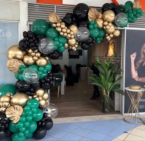 Green Gold Balloon Garland, Jamaican Party, Wedding Anniversary Party Decorations, Balloon Wreath, Black And Gold Balloons, Transparent Balloons, Anniversary Party Decorations, Gold Party Decorations, Green Balloon