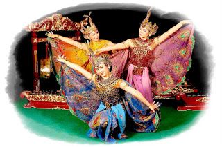 Marriage Dress, Dance Images, Indonesian Art, Korean Hanbok, West Java, Traditional Dance, Postcard Collection, Cultural Diversity, Folk Costume