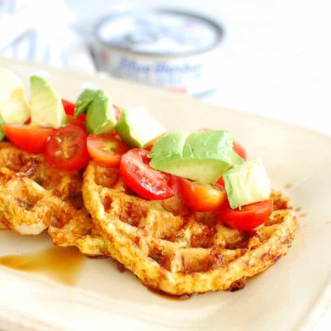 These tuna waffles are one of the best canned tuna recipes out there! You’ll love these cheesy, flourless waffles – which happen to be packed with protein! – topped off with tomatoes, avocado, and balsamic vinegar. It’s a perfect savory dish for an easy weeknight dinner. (sponsored) Tuna Waffle Recipe, Tuna Waffle, Flourless Waffles, Waffle Snacks, Tuna Dinners, Canned Tuna Recipes, Egg Waffle, Belgian Waffle Maker, Savory Dinner