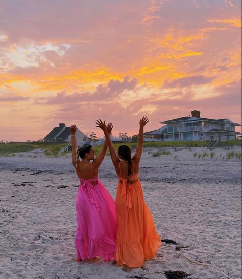 Sunset Dress Aesthetic, Orange Beach Dress, Sunset Dresses, Spring Hosting, Beach Aesthetic Outfits, Orange Sundress, Sundress Beach, Sunset Dress, Water Sunset