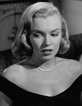 Marilyn Monroe (norrmajeane: Marilyn Monroe in The Asphalt Jungle...) Marilyn Monroe Fan Art, The Asphalt Jungle, 7 Year Itch, John Huston, Normal Girl, Katharine Hepburn, Norma Jean, Lonely Heart, Norma Jeane