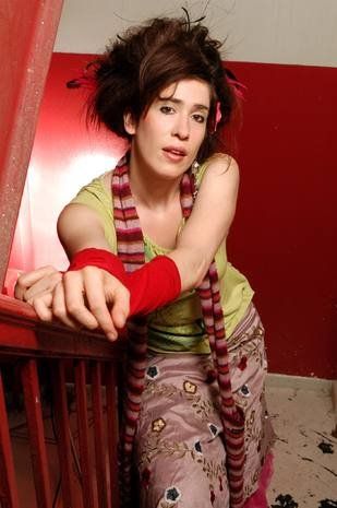 imogen heap Angry Angel, Imogen Heap, Royal High Outfits Ideas Cheap, Frou Frou, Pose Reference Photo, 60s Fashion, Female Singers, Music Love, The Album