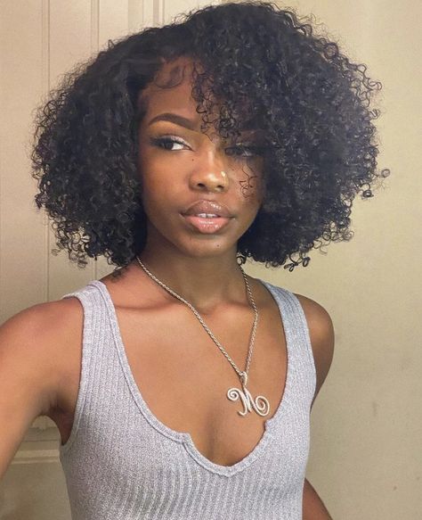 Afro With Layers, Natural Hair Side Part, Curl Training, Curly Braided Hairstyles, Haircuts To Try, Layered Bob Haircuts, Quick Natural Hair Styles, Girls Natural Hairstyles, Protective Hairstyles Braids