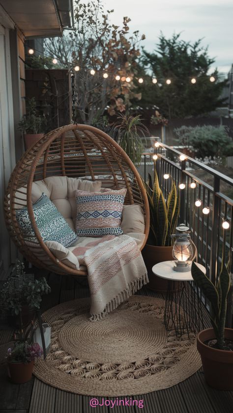 Balcony Home Ideas, Hanging Chair Balcony, Cool Balcony Ideas, Swings In Balcony, Indoor Balcony Ideas, Cozy Balcony Ideas, Simple Side Table, Project Furniture, Diy Backyard Projects