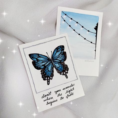 #aesthetic #love #polaroid #art #painting Diy Polariod Ideas, Cute Poloroid Drawing, Aesthetic Poloraids Painting, Phone Case Painting Ideas Aesthetic Easy, Butterfly Polaroid Painting, Phone Cover Polaroid Ideas, Ploraid Aesthetic Painting, Diy Poloroid Pictures Prints, Polaroid Art Aesthetic