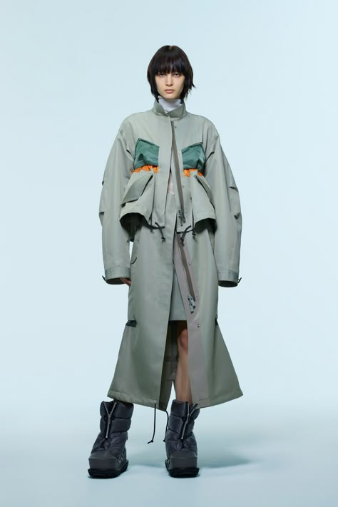 Vogue Russia, Fall 2022, Mode Streetwear, Pre Fall, Runway Fashion, Fashion Inspo Outfits, Fashion News, Parka, Trench Coat