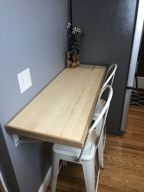 Fold Out Breakfast Bar, Foldable Breakfast Counter, Pull Out Table Kitchen, Desk Makeover Diy, Diy Fireplace Mantel, Table Breakfast, Oak Trim, Farmhouse Style Table, Kitchen Island Table