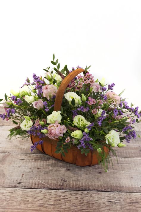 Basket arrangement #ammiflowersdevizes #basketofflowers #springflowers #basketarrangement Trug Flower Arrangements, Basket Arrangements Floral, Basket Arrangement, Basket Flower Arrangements, Small Flower Arrangements, Big Basket, Unique Flower Arrangements, Silk Arrangements, Aisle Flowers