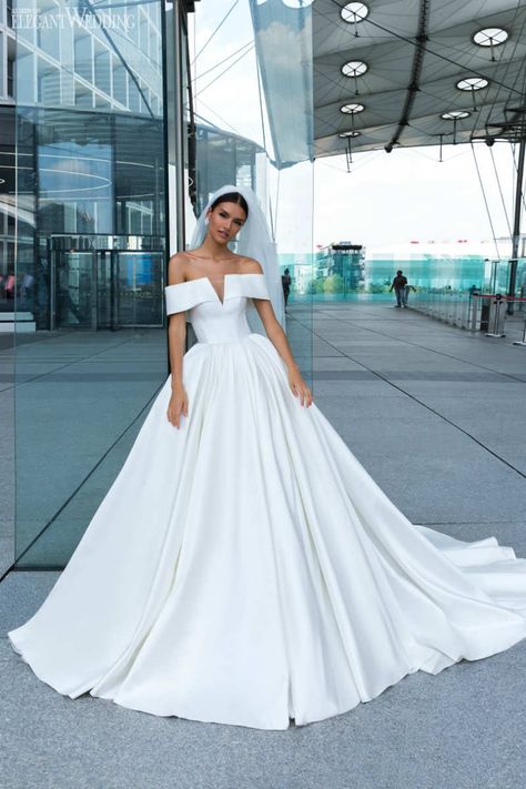 White Satin Wedding Dress, Satin Ball Gown Wedding Dress, Train Wedding Dresses, Court Train Wedding Dress, Satin Ball Gown, Satin Wedding Gown, Wedding Dress Train, Princess Wedding Dress, Satin Wedding Dress