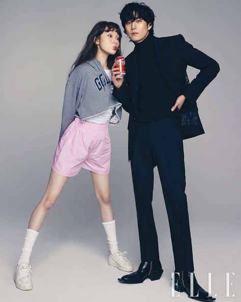 Kim Young Dae, Kim Young-dae, Lee Sung Kyung, Elle Korea, Sung Kyung, Standing Poses, Korean Couple, Lee Sung, Kdrama Actors