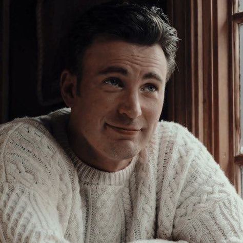 Chris Evans - I present to you ✨Chris in a sweater ✨ - Wattpad Best Characters, Chris Evans, A Man, On Twitter, The World, Twitter, On Instagram, White, Instagram