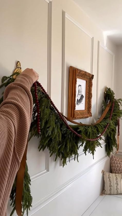 Victorian Christmas Decor, Norfolk Pine Garland, Norfolk Pine, Pine Garland, Christmas Decor Inspiration, Cottage Christmas, My First Year, Christmas Interiors, Christmas Inspo