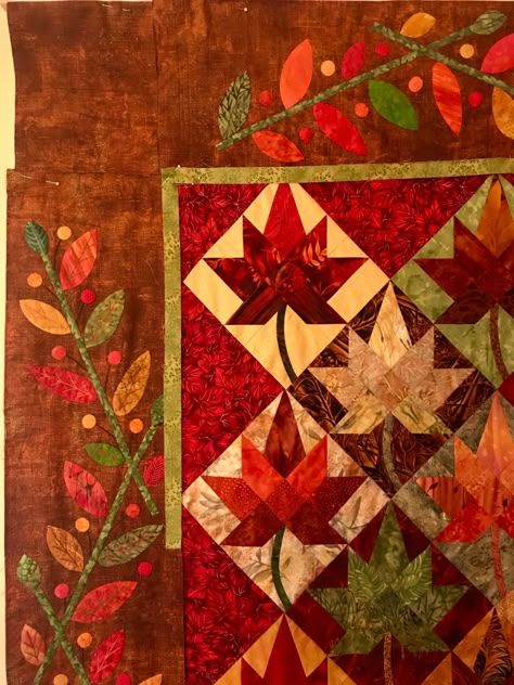 Leaves Quilt, Autumn Quilts, Leaf Quilt, Fall Quilt Patterns, Side Borders, Mat Ideas, Fall Quilt, Quilted Projects, Quilting Applique