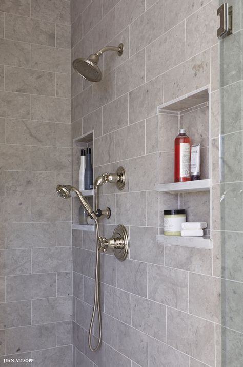 Tile Corner Shelf Shower Ideas, Shower Storage Built In, Walk In Shower Shelf Ideas, Shower Cubby Ideas, Built In Shower Shelves, In Shower Storage, Shower Cubbies, Shower Shelf Ideas, Shower Cubby