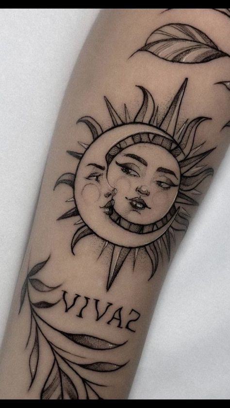 Sun And Moon Tattoo, Sun Tattoos, Śliczne Tatuaże, Cute Tattoos For Women, Tattoo Feminina, Dainty Tattoos, Subtle Tattoos, Dream Tattoos, Simplistic Tattoos