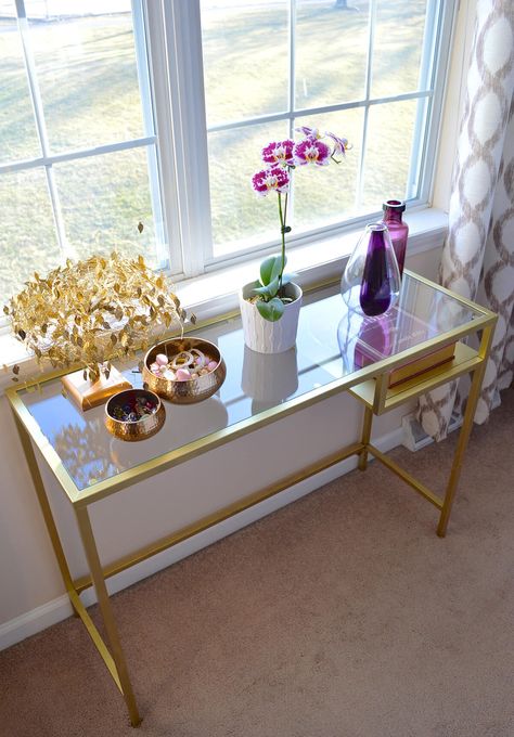 Ikea Linnmon, Ikea Vittsjo, Gold Console Table, Console Table Decorating, Deco Studio, Bright Living Room, Table Makeover, Ikea Hack, Apartment Living