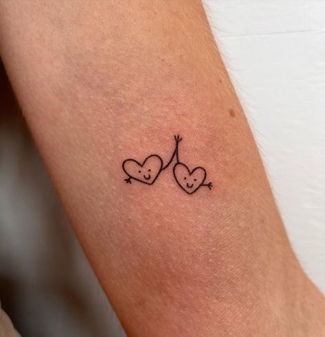 Sisters Tattoo, Bestie Tattoo, Matching Sister Tattoos, Feather Tattoo Design, Bff Tattoos, Cute Little Tattoos, Friendship Tattoos, Sketch Tattoo Design, Matching Tattoo