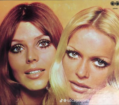 70s Makeup Look, 70s Hair And Makeup, Hippie Makeup, Look Disco, 60s Makeup, 70s Makeup, 70s Hair, Retro Makeup, Mode Hippie