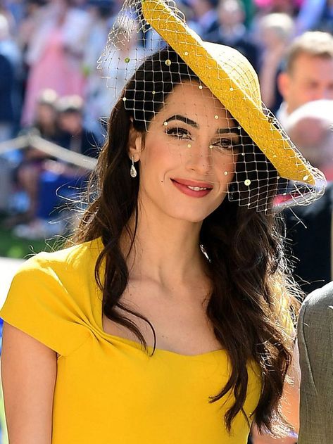 Hat Wedding Guest, Viktoria Beckham, Wedding Hats For Guests, Gorgeous Wedding Makeup, Gina Torres, British Wedding, Hat Wedding, Wedding Women, Amal Clooney