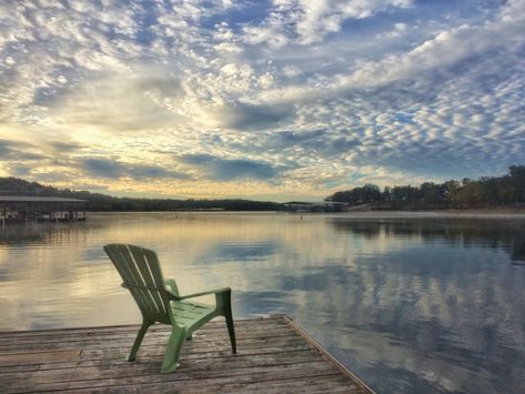 Calm Water Resort | Cozy Cabin Rentals in Table Rock Lake, MO Water Resort, Fishing Pontoon Boats, Missouri Vacation, Luxury Cabins, Table Rock Lake, Silver Dollar City, Branson Missouri, Lake Trip, Table Rock