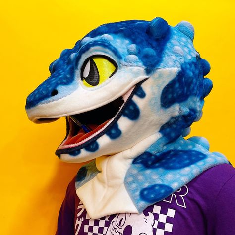 Gallery 2022 — CityMutt Toony Fursuit, Wolf Fursuit, Fursuit Paws, Fursuit Tutorial, Fursuit Head, Fur Carpet, Masks Crafts, Leopard Gecko, How To Train Your Dragon