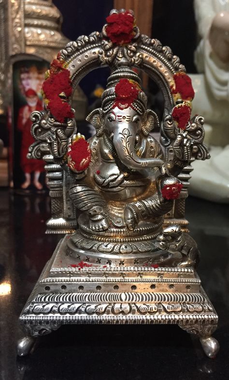 Silver Ganesh Murti, Hindu Iconography, God Mythology, Silver Statue, Clay Ganesha, Ganesha God, God Hindu, Ganesh Chaturthi Decoration, Silver Articles