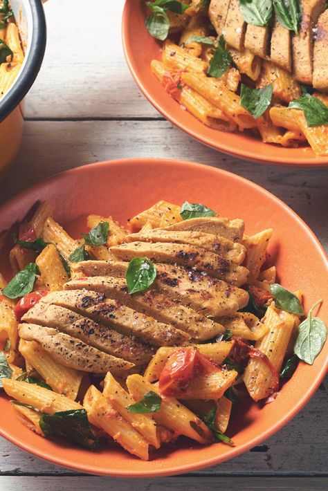 Quorn Fillet Recipes, Team Rh, Chicken Pieces Recipes, Quorn Chicken, Quorn Recipes, Meatless Chicken, Chicken Entree, Penne Recipes, Sw Recipes