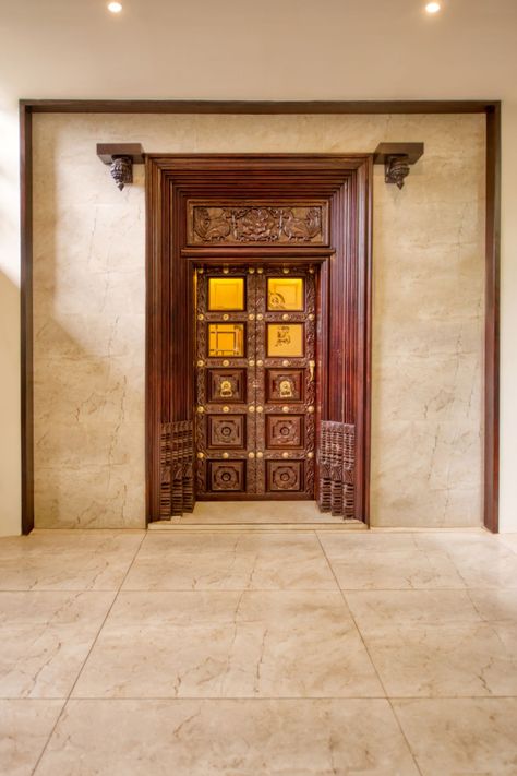 Puja Room Door Design Indian Traditional, Chettinad Door Designs, Traditional Main Door Design Indian, Puja Room Door, Home Entrance Interior, Pooja Door, Entrance Foyer Design, Pooja Door Design, Lilly Pond