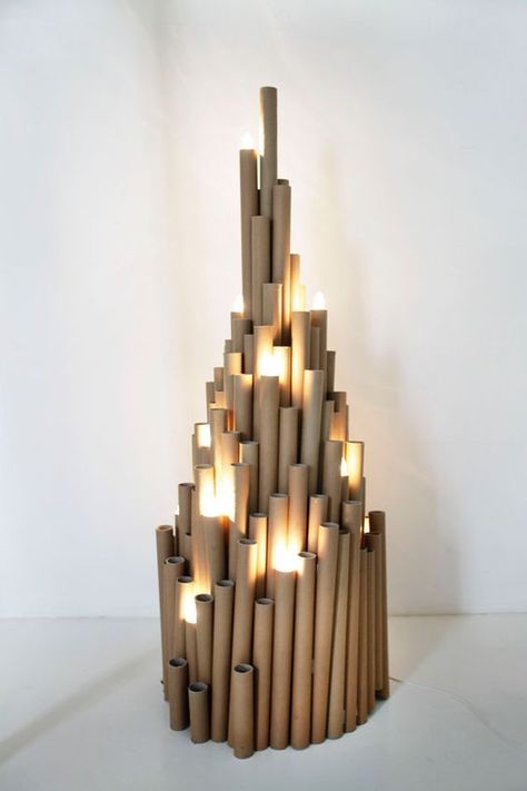 Innovative Christmas Tree, Christmas Tree Sculpture, Christmas Tree Installation, Recycled Decor, Christmas Prep, Diy Display, Minimalist Christmas Tree, Diy Tree, Xmas Deco