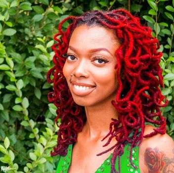 How to dye dreadlocks without breakage | Nekita ink Red Locs Black Women, Coloured Dreads, Colorful Dreads, Colorful Locs, Color Locs, Red Dreadlocks, Red Locs, Nubian Locs, Dyed Dreads