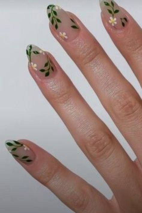 Green Garden Nails Design, Flower Painted Nails, Nail Art Plants, Simple Green And Gold Nails, Lime Nails Design, Panda Nail Art, Lime Nails, Star Nail Designs, Hoco Nails