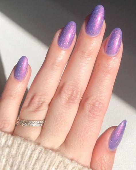 Light Purple And Gold Nails, Gold Acrylic Nails, Nail Design Inspiration, Star Crossed, Golden Glitter, Matte Nails, Purple Nails, Gold Nails, Light Purple