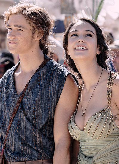 Gods of Egypt-Brenton Thwaites Courtney Eaton Gods Of Egypt Movie, Brenton Thwaites, Courtney Eaton, Gods Of Egypt, Glamour World, Pretty Prom Dresses, Blonde Beauty, Celebrity Dresses