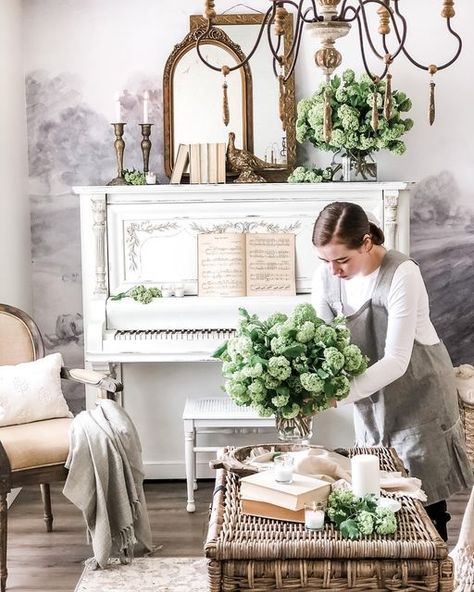 Kimberlee | European Inspired Living on Instagram: "Spring is officially only 39 days away! 🌿🤍Looking forward to garden blooms. I’m thinking of adding lavender & herbs to my garden this year. Has anyone else been garden planning? . . . #spring #bloom #flowers #piano #french #frenchcountry #frenchfarmhouse #cottagecore #romantichome #vintagestyle #vintage #cottagestyle #interiordesign #wallpaper #europeanfarmhouse #thecottagejournal #betterhomesandgardens #victoriamagazine #mycountryhome #homei French Country Piano, Painted Piano, Piano Decor, Paris Lights, Victoria Magazine, Bloom Flowers, Lavender Herb, European Farmhouse, Romantic Homes