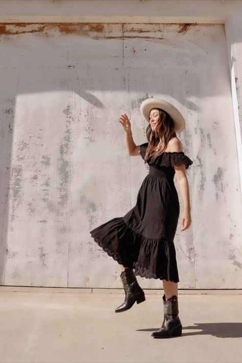 Nice Dress With Cowboy Boots, Wedding Guest Dress With Black Cowboy Boots, Black Cowboy Boots Dress Outfit, Dress With Black Cowboy Boots, Midi Dress With Cowboy Boots, Black Dress With Cowboy Boots, Big Outfits, Black Leather Shoes Women, Leather Womens Shoes