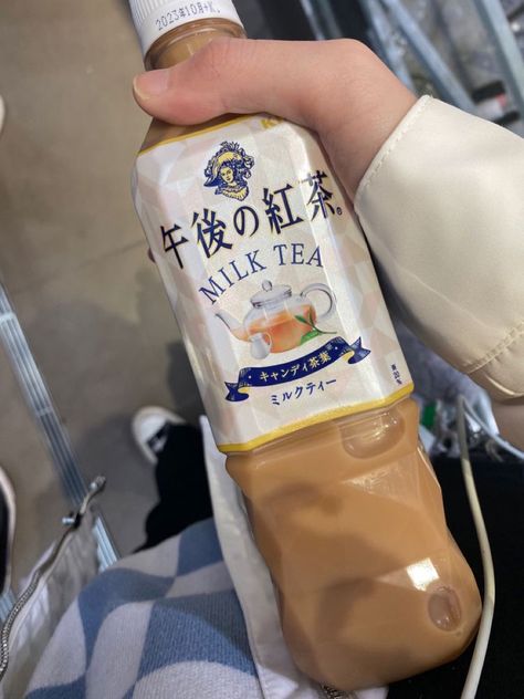 Japanese Milk Tea, Milk Tea Aesthetic, Aesthetic Archive, Photography Japan, Tea Aesthetic, Moodboard Aesthetic, Pretty Drinks, Highlight Cover, Japan Food