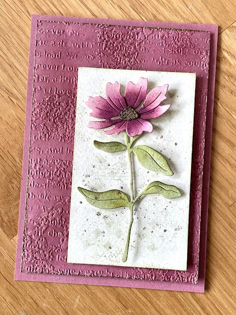 Floral Cards Handmade, Diy Flower Decorations, Flower Cards Handmade, Craft Ideas For Adults, Simple Paper Flower, Cheerful Daisies, Lisa Horton, Floral Crafts, Flower Dies