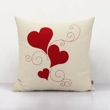 Cojines Cushion Embroidery, Valentines Pillows, Pillow Crafts, Bantal Sofa, Cushion Cover Designs, Embroidered Throw Pillows, Sewing Pillows, 자수 디자인, Decorative Cushion Covers