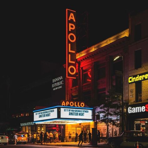 NYCgo on Instagram: “Harlem's world-famous Apollo Theater. 📷: @bpetttx3 for @nycgo⁠ ⁠ #NYCNeighborhoods #nycgoneighborhoods #nycgoharlem #NewYorkCity…” Skatepark Design, Art Deco Theater, Manifest Board, Harlem Nyc, New York City Pictures, Nyc Neighborhoods, Apollo Theater, Bleecker Street, Golden Ticket