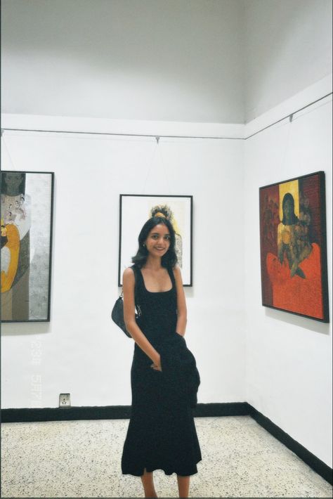 Jehangir art gallery Mumbai, India Jehangir Art Gallery Mumbai, Art Gallery Mumbai, Mumbai Fashion, Mumbai India, Aesthetic Pics, Days Out, Mumbai, Aesthetic Pictures, Art Gallery