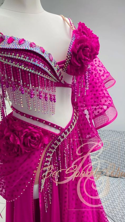 Elena Voinova | It’s Monday! Don’t forget to sparkle ✨💖✨ . . . Shine on a stage with our Sparkly Designs!🥰 Order your custom costume… | Instagram Belly Dancer Costumes, Bellydance Costume, Costume Clothes, Dancing Costumes, Belly Dance Outfit, Lehenga Designs Simple, 2 Piece Dress, Custom Costumes, Belly Dance Costume