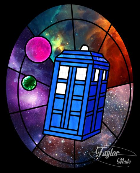 TARDIS Stained Glass Effect Tardis Stained Glass Pattern, Nerdy Stained Glass Art, Stained Glass Circles, Sience Fiction, Glass Circle, Diy Staining, Stained Glass Effect, Time Lord, Glass Effect