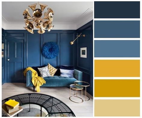 Salón con decoración azul classic blue y detalles amarillos y dorados Blue Orange Yellow Interior Design, Blue Color Pantone, Dark Blue And Yellow Colour Palette, Living Azul, Salon Art Deco Bleu, Sala Sofa Azul, Sofa Azul, Living Room Color Combination, Blue Sofas Living Room