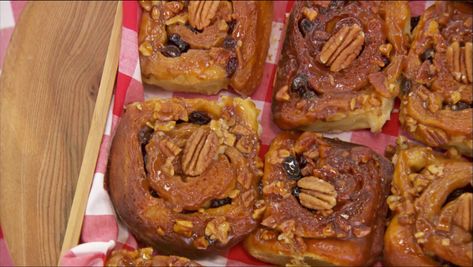 Get Christine's recipe for german sticky buns, or schnecken, from Season 2 of the Great British Baking Show on PBS Food. Schnecken Recipe, British Baking Show Recipes, British Bake Off Recipes, The Great British Baking Show, Swiss Food, Great British Baking Show, British Baking Show, Bake Off Recipes, German Foods